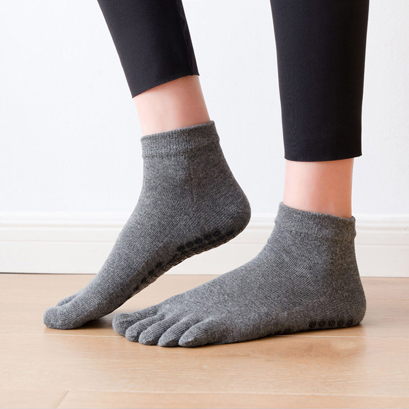 Anti-Slip Women Pilates Socks  - огляд і ціна Pilates Yoga Ballet